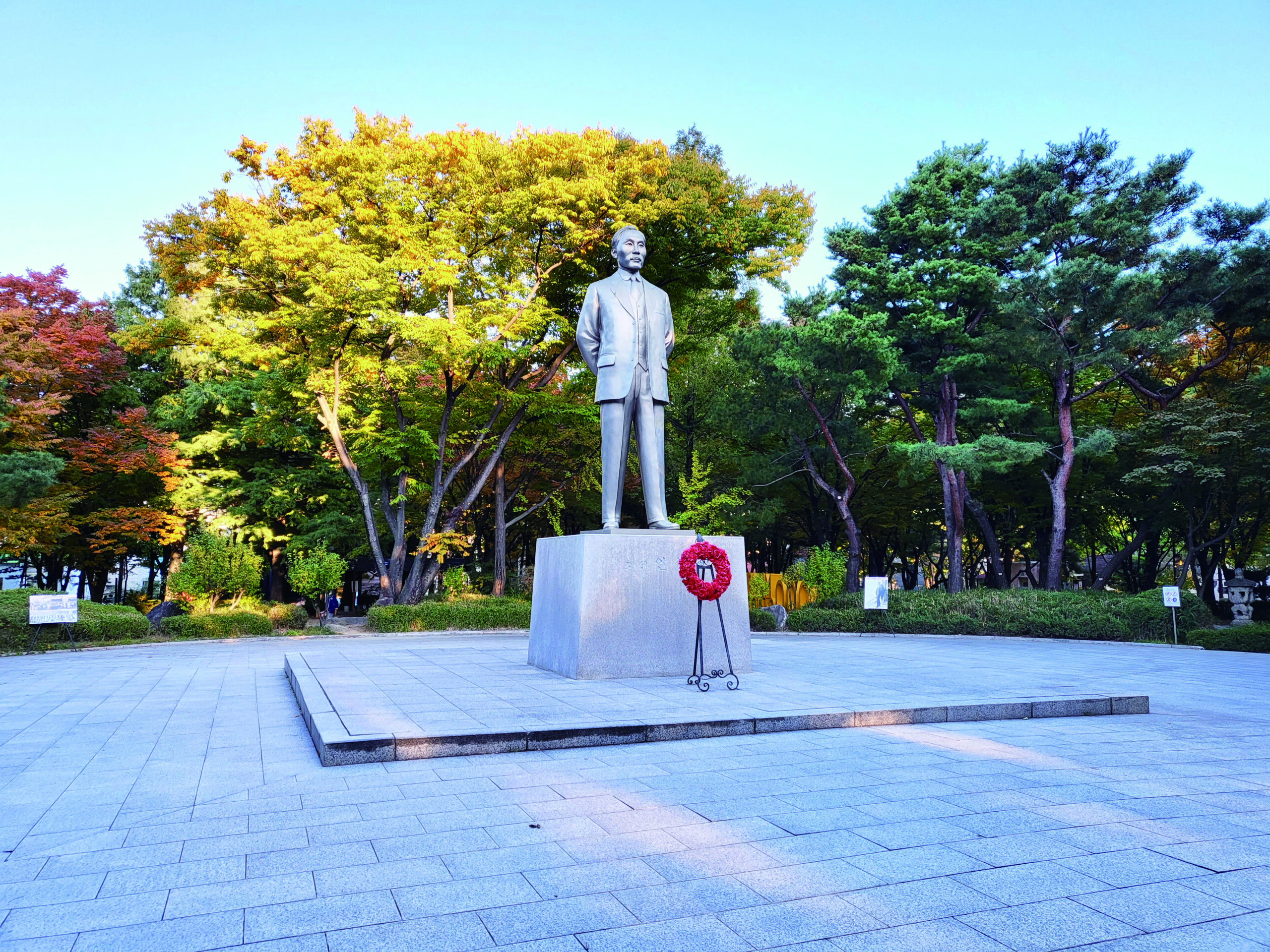 Dosan Park Urban Green Space to Unwind in Apgujeong 4